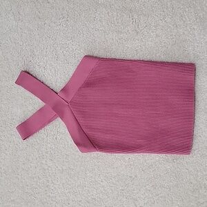 Aritzia Babaton Sculpt knit criss cross cropped tank